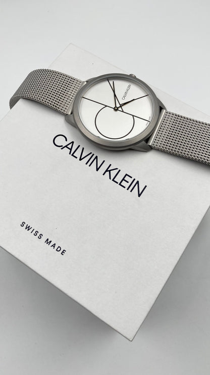 Neue, in der Schweiz hergestellte CALVIN KLEIN Minimal Quartz Herrenuhr mit weißem Zifferblatt