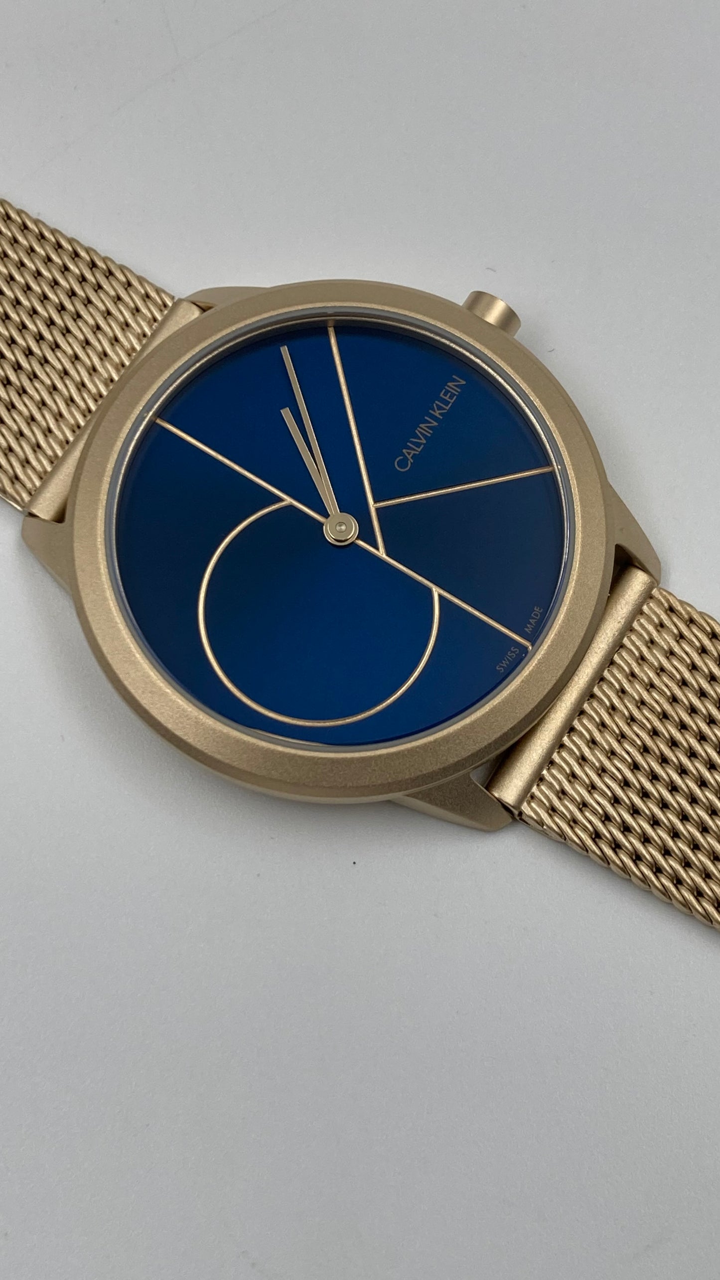 Neue, in der Schweiz hergestellte CALVIN KLEIN Minimal Quartz Unisex-Armbanduhr mit blauem Zifferblatt