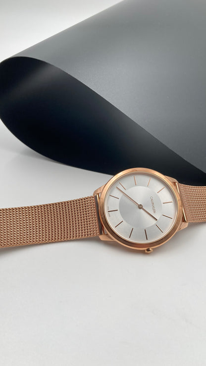 Neue, in der Schweiz hergestellte CALVIN KLEIN Unisex-Armbanduhr „Minimal“ in Roségold