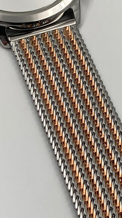 Neue, in der Schweiz hergestellte CALVIN KLEIN Minimal Quartz Unisex-Armbanduhr mit silbernem Zifferblatt