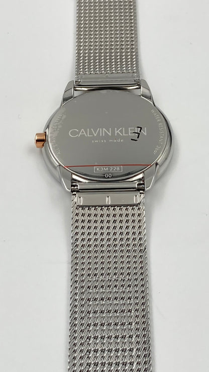 Neue, in der Schweiz hergestellte CALVIN KLEIN Minimal Quartz Unisex-Armbanduhr mit silbernem Zifferblatt