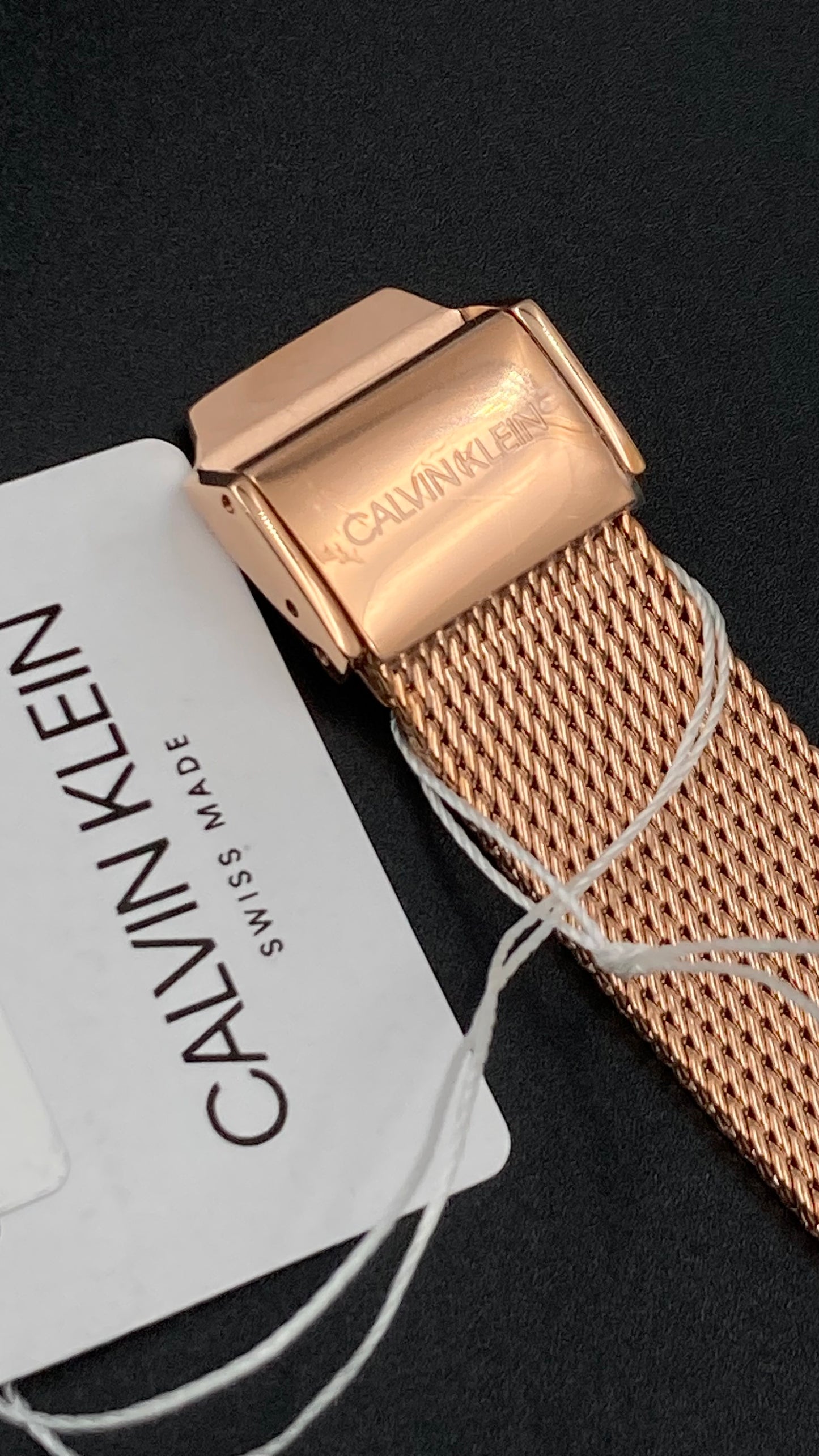 Neue, in der Schweiz hergestellte CALVIN KLEIN Minimal Quartz Damenuhr mit schwarzem Zifferblatt