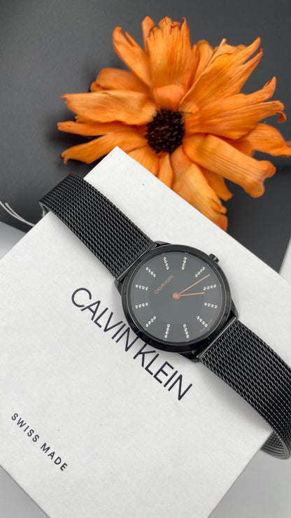 Neue, in der Schweiz hergestellte CALVIN KLEIN-Quarzuhr für Damen mit schwarzem Zifferblatt