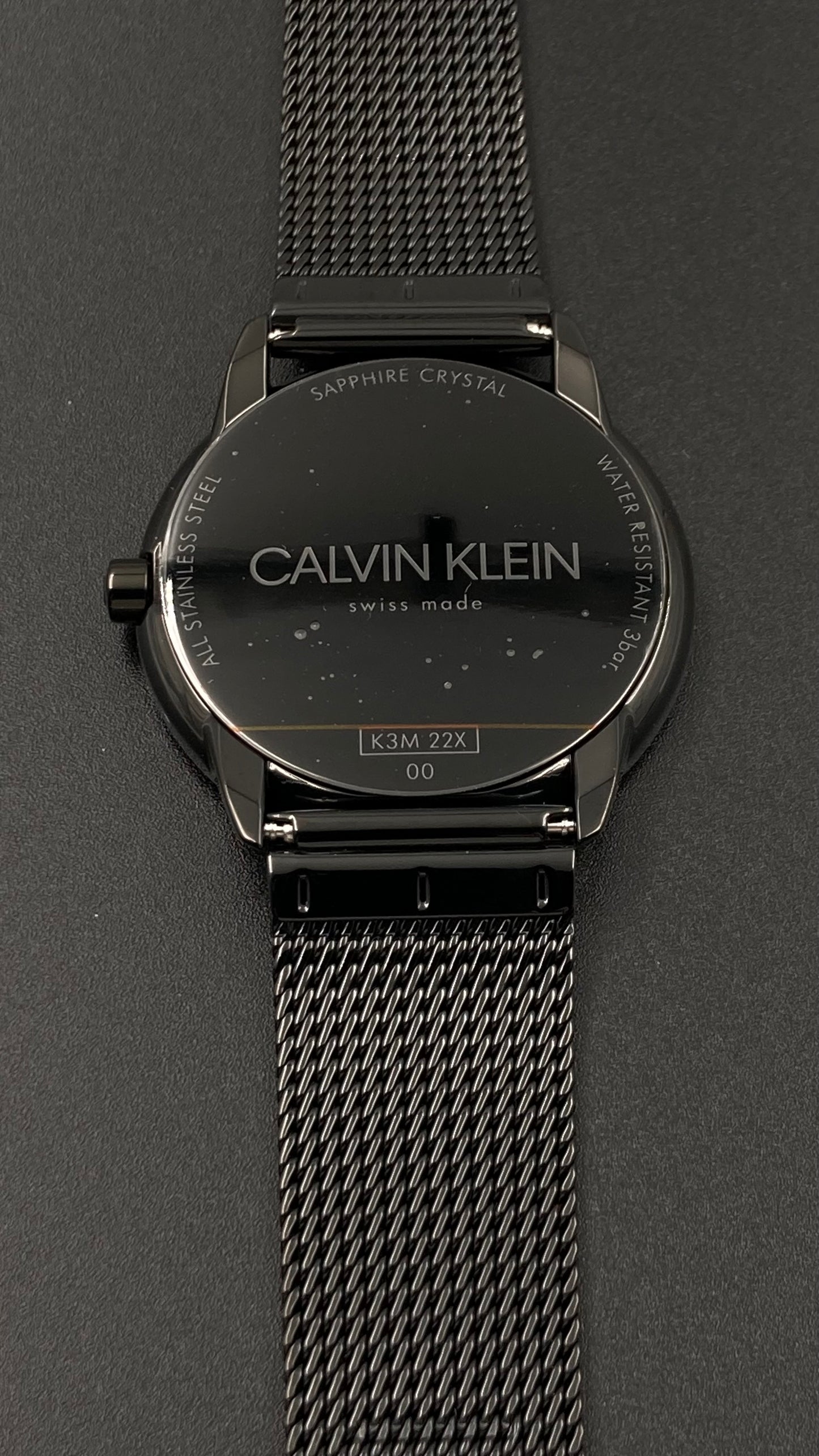 Neue, in der Schweiz hergestellte CALVIN KLEIN-Quarzuhr für Damen mit schwarzem Zifferblatt