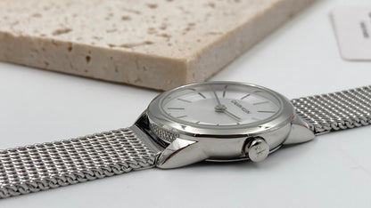 Neue, in der Schweiz hergestellte CALVIN KLEIN Minimal Quartz Damenuhr mit silbernem Zifferblatt