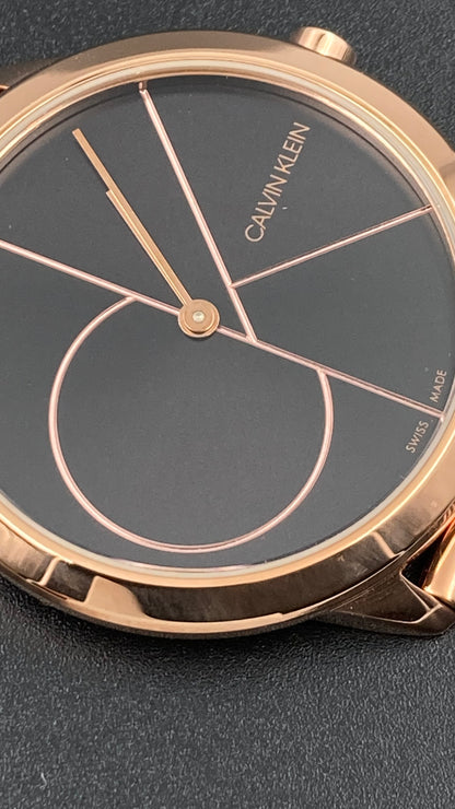 Neue, in der Schweiz hergestellte CALVIN KLEIN Minimal Quartz Damenuhr mit schwarzem Zifferblatt