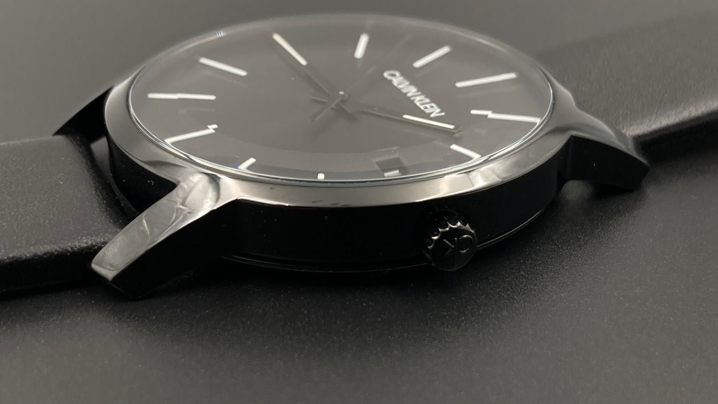 Neue, in der Schweiz hergestellte CALVIN KLEIN-Quarz-Herrenuhr mit schwarzem Zifferblatt