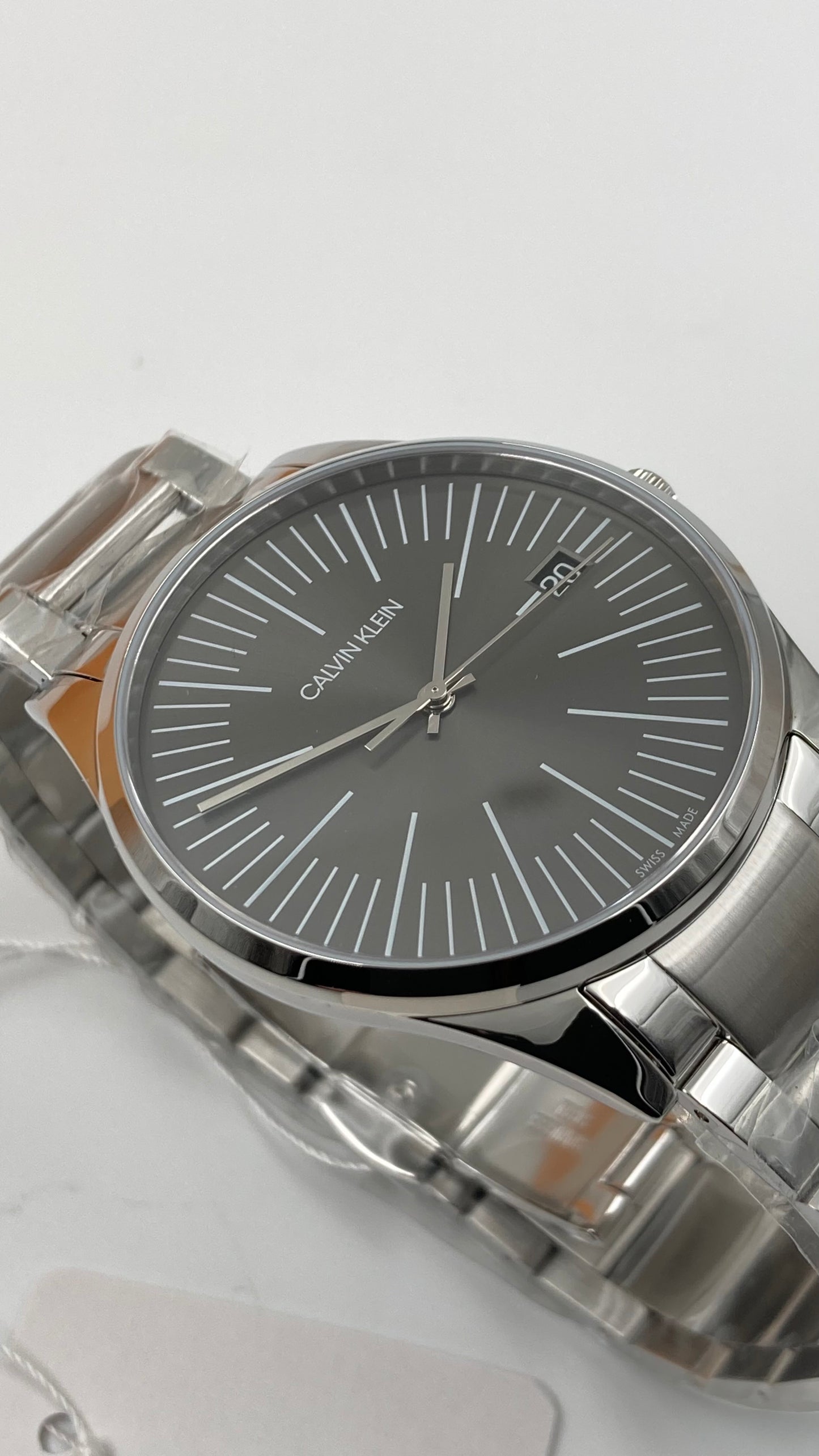 New Swiss Made CALVIN KLEIN Quartz Grey Dial Men's Watch