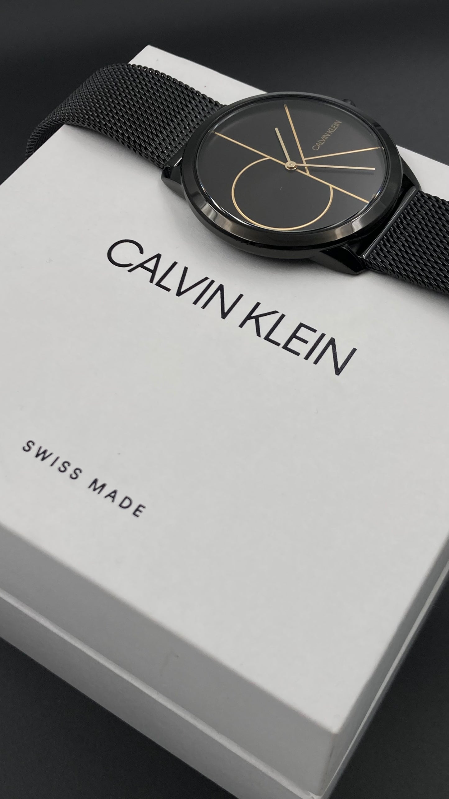 Neu Swiss Made Calvin Klein Herren Quarzuhr Edelstahl Schwarz Zifferblatt 40mmWa 