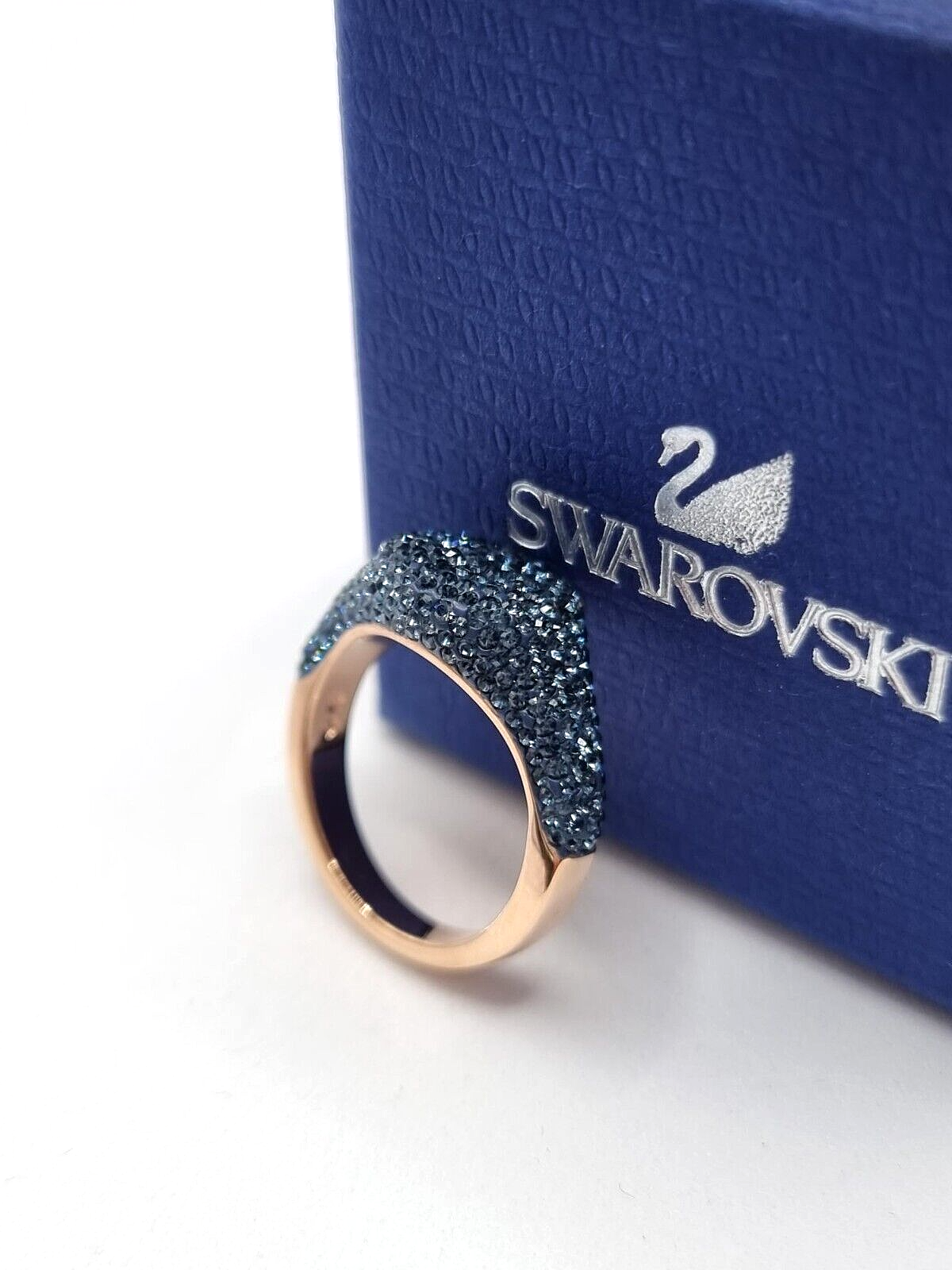 New SWAROVSKI STONE SIGNET RING - BLAU ROSEGOLD PLATED - GR. 52