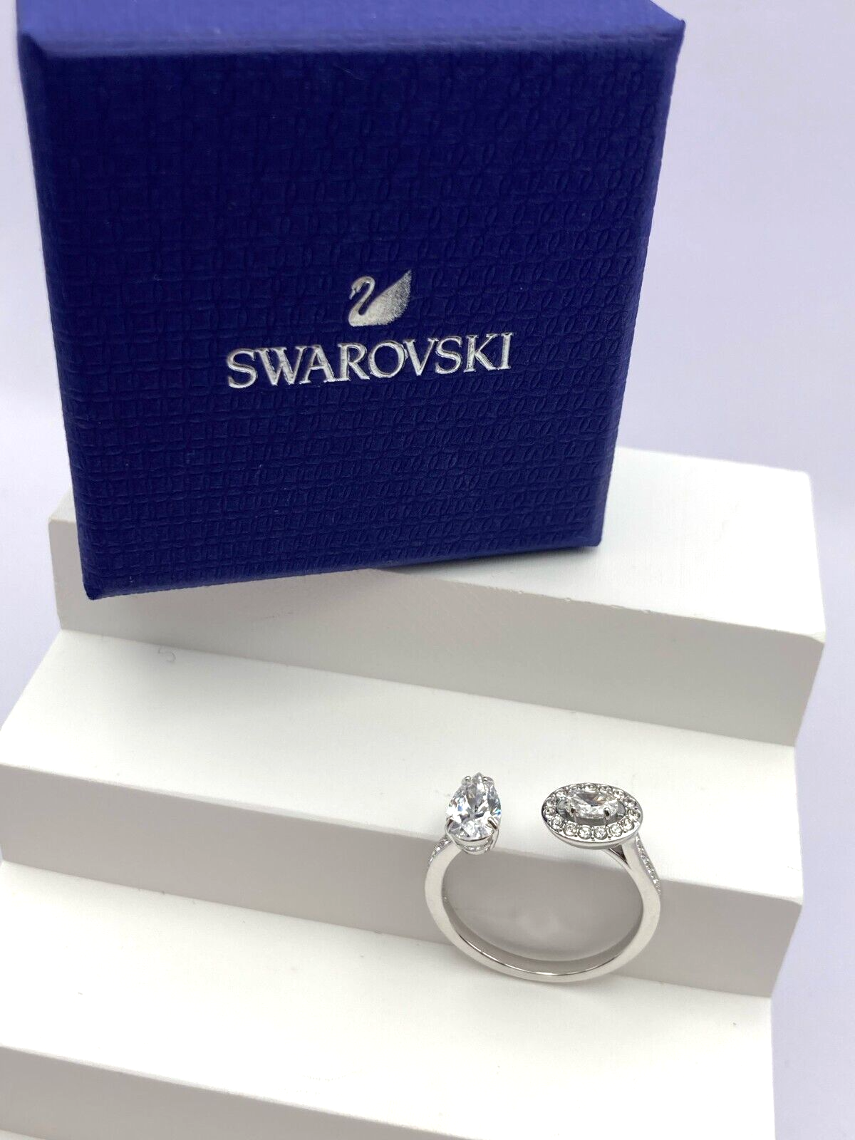 New SWAROVSKI ATTRACT CRYSTAL RING - SIZE 60