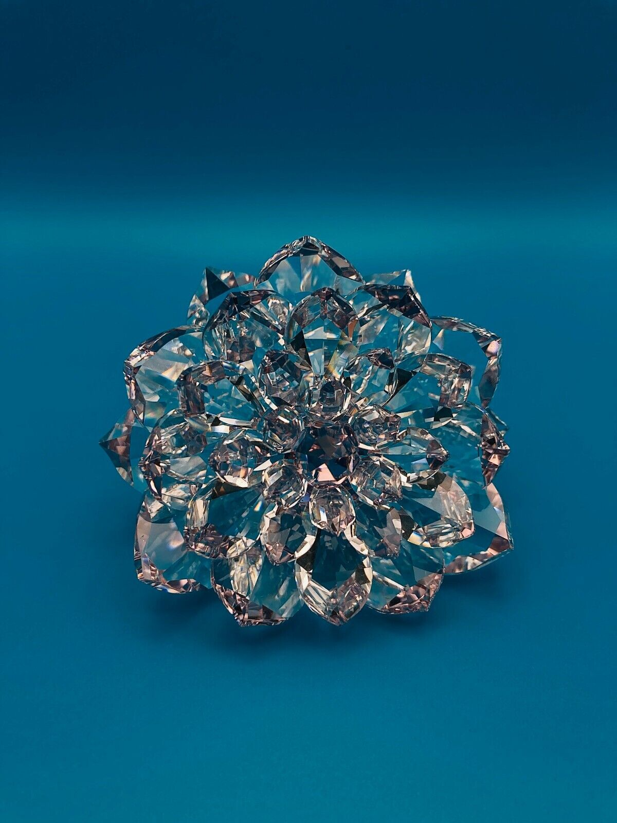 Neu SWAROVSKI DAHLIA - KRISTALL