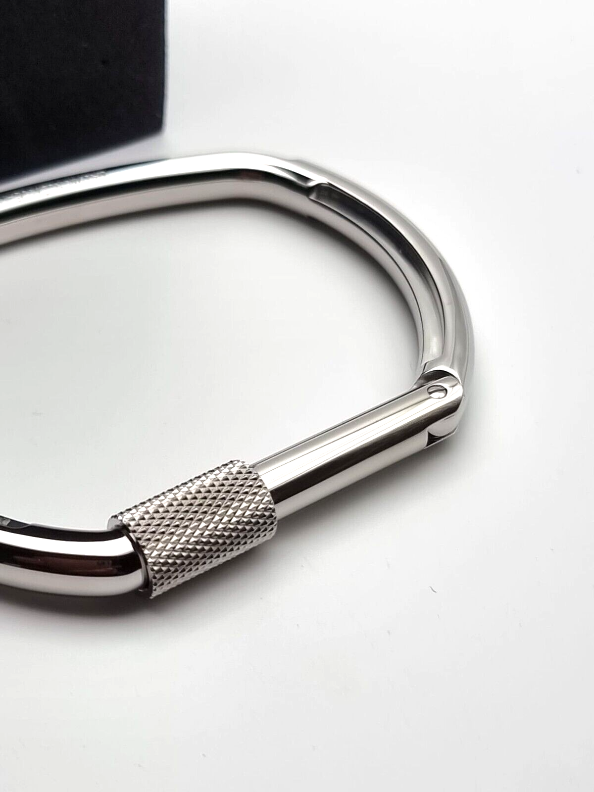 New CALVIN KLEIN JEANS FACE KJJHMD00010S STAINLESS STEEL BANGLE -  SILVER - S