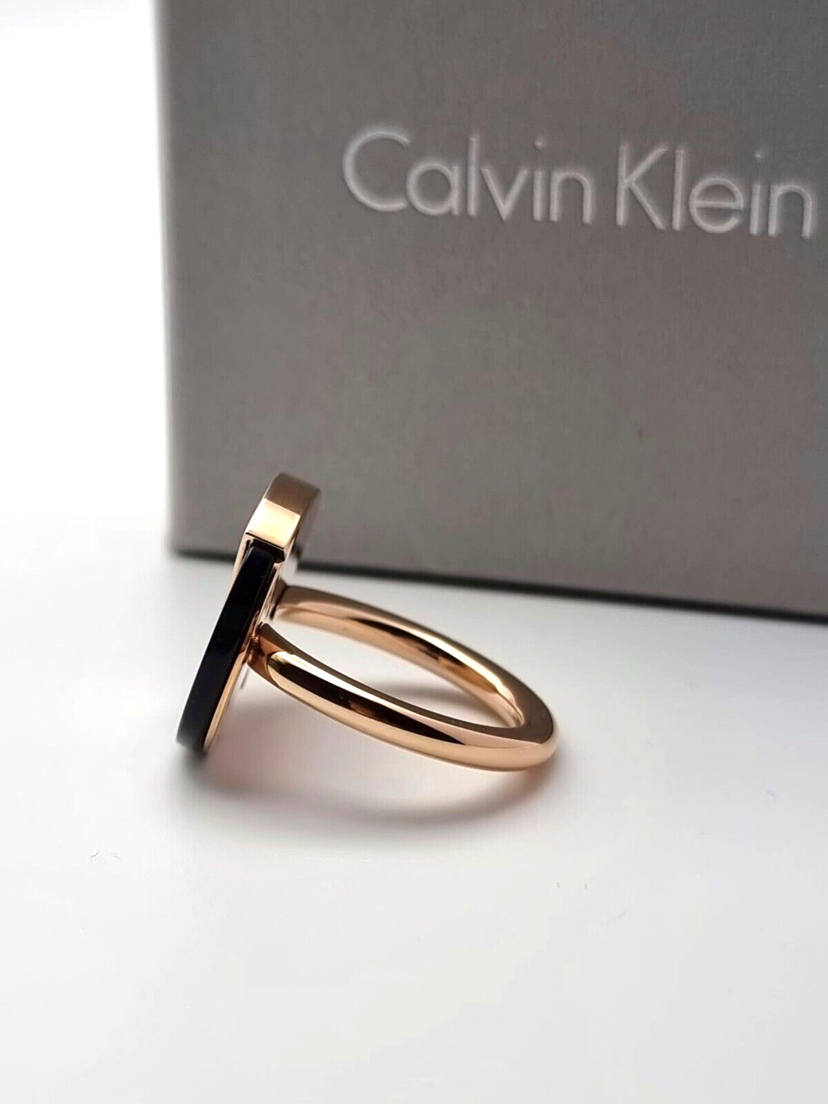 Neu CALVIN KLEIN SPICY KJ8RBR140108 ROSÉGOLD RING - SCHWARZER STEIN - GRÖSSE 57