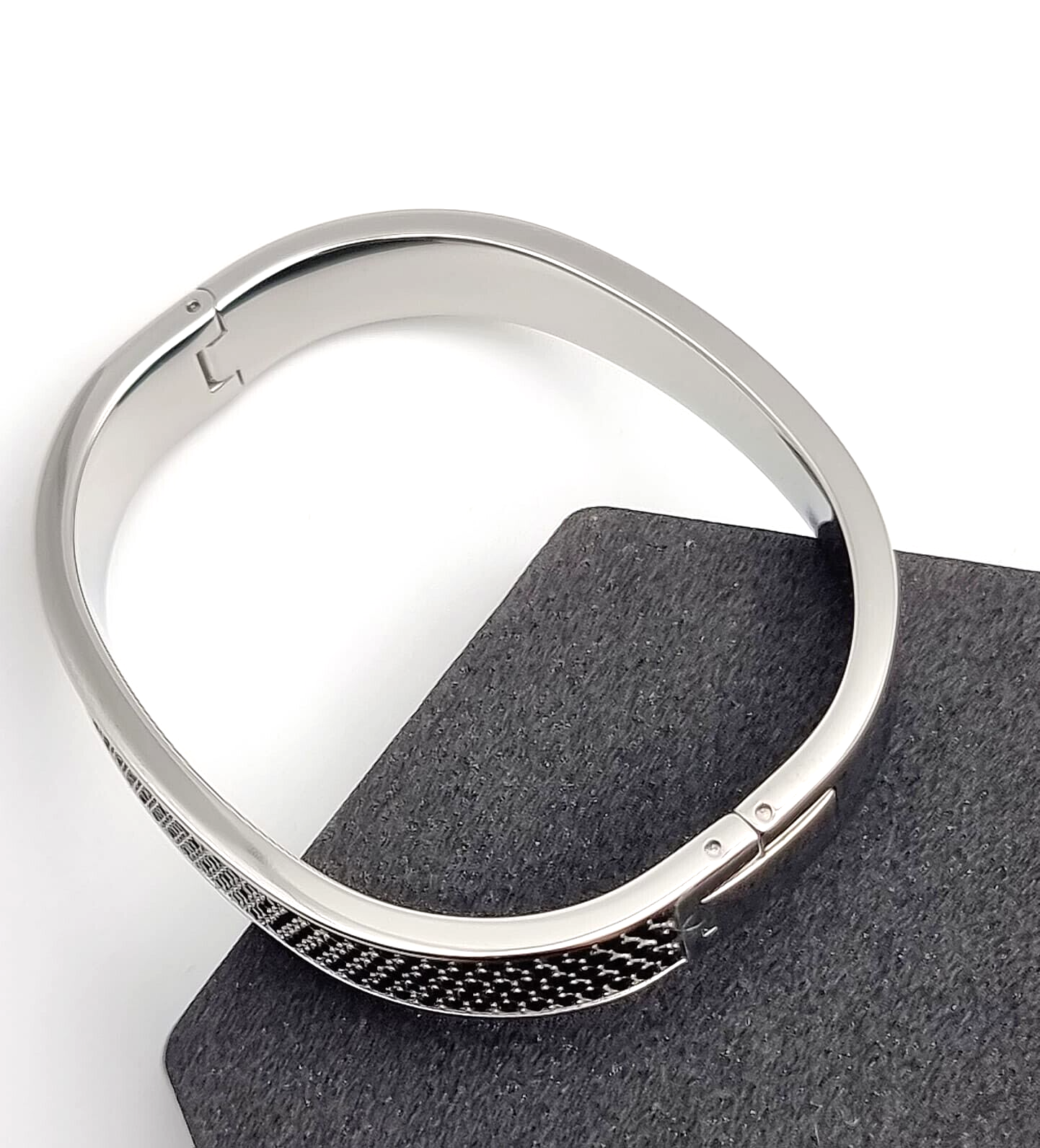 New CALVIN KLEIN HOOK KJ06BD0401XS STAINLESS STEEL BANGLE - SIZE XS