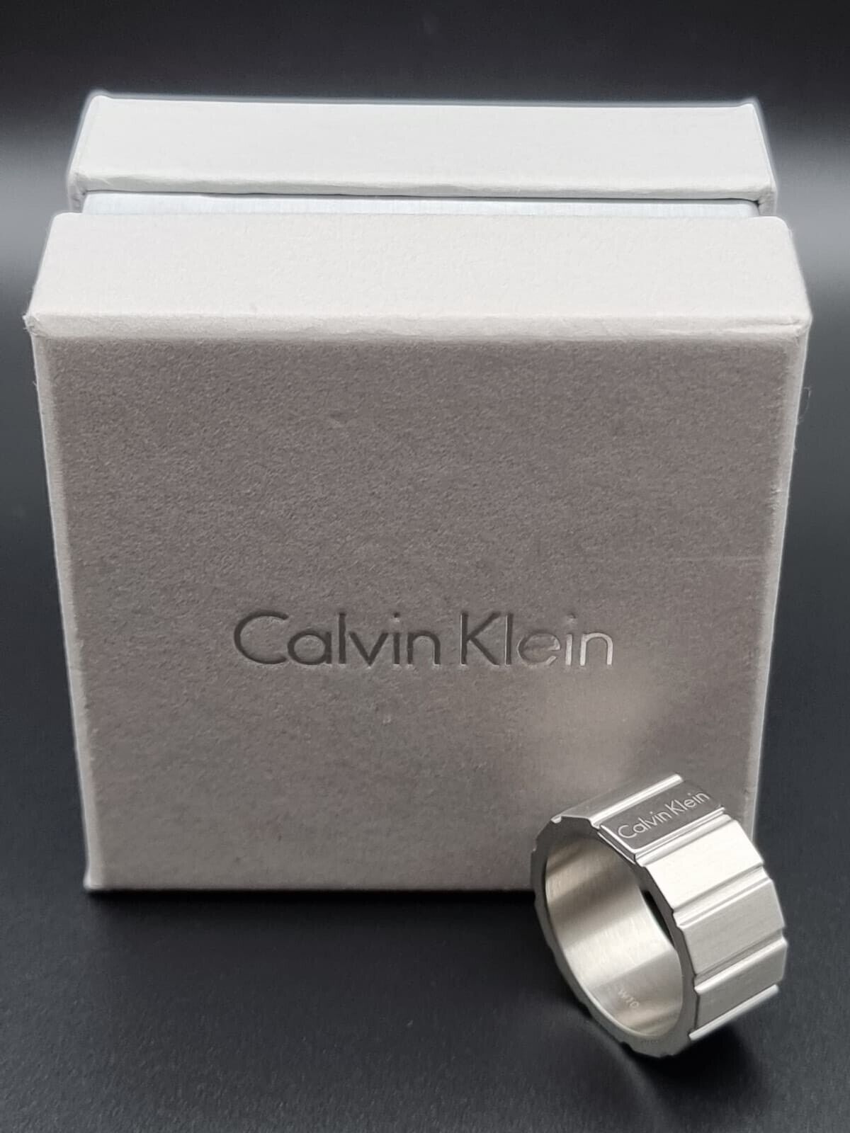 New CALVIN KLEIN PLATE KJ5SMR080110 STAINLESS STEEL MEN'S RING - SIZE 62