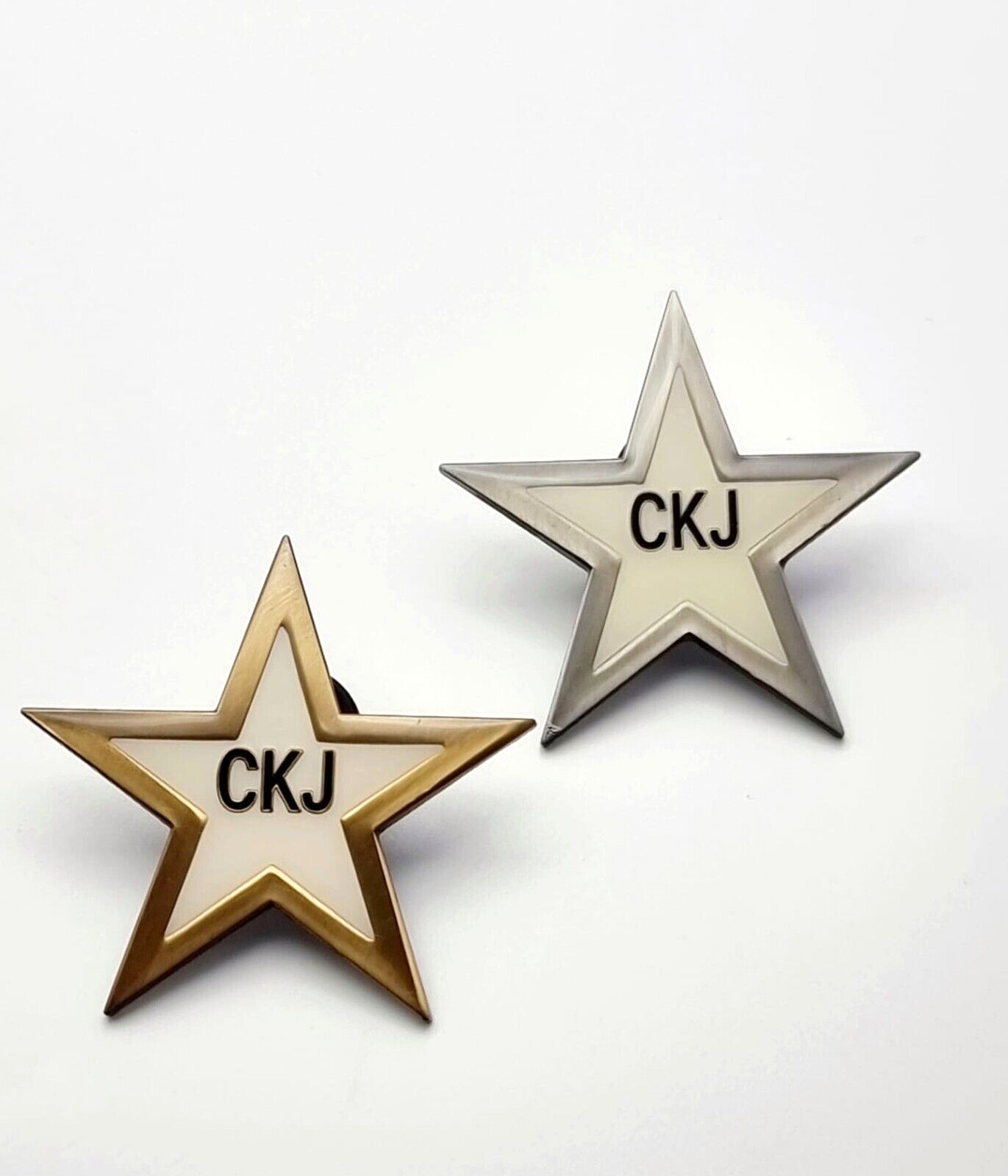 New CALVIN KLEIN JEANS PINS-UP KJJNDH200200 STAINLESS STEEL BROOCHES