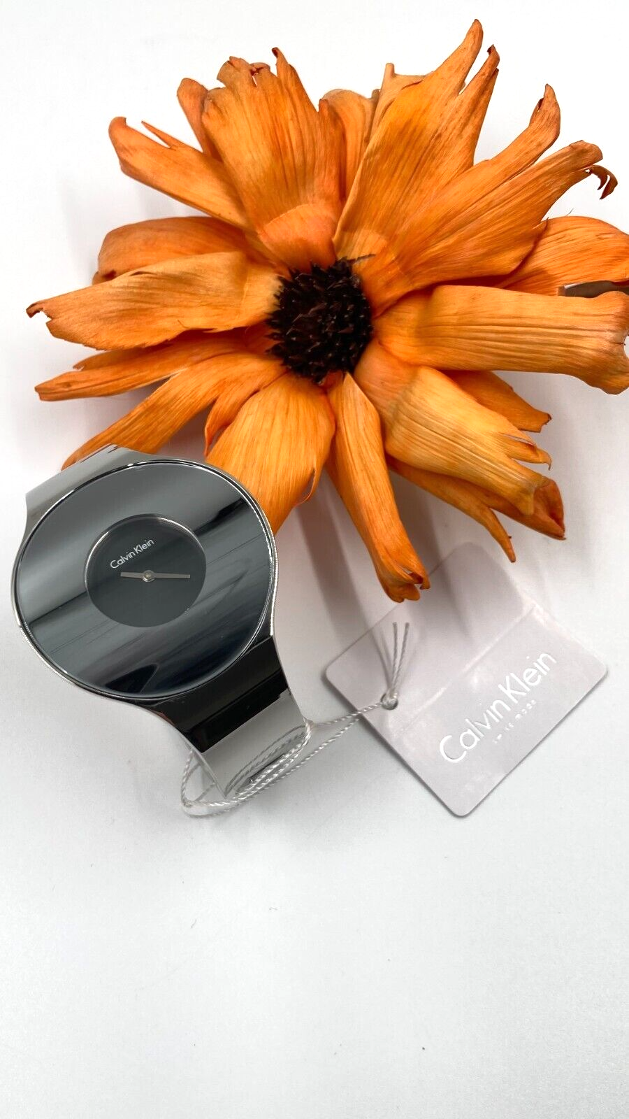 New Swiss Made CALVIN KLEIN Seamless Black Dial Small Bangle Ladies Quartz Watch