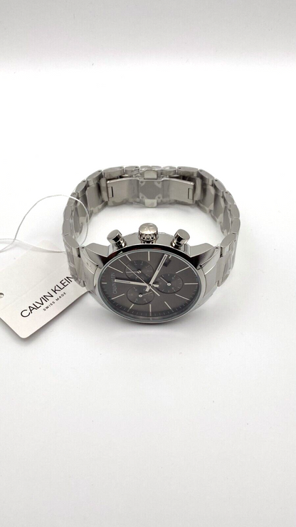 Neue, in der Schweiz hergestellte CALVIN KLEIN City Chronographenuhr mit grauem, silbernem Zifferblatt