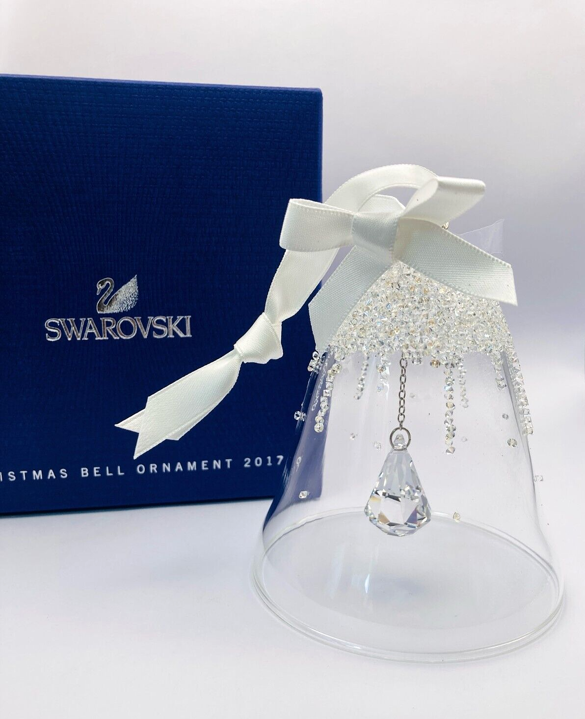 Neu SWAROVSKI WEIHNACHTSGLOCKE ORNAMENT Jahresedition 2017