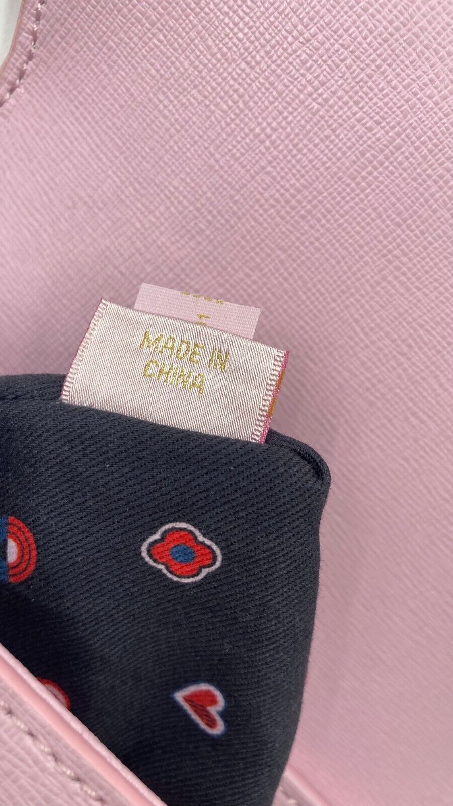 Neu COCCINELLE CLEMENTINE E1 CF5 15 02 01 GRACEFUL PINK PO4