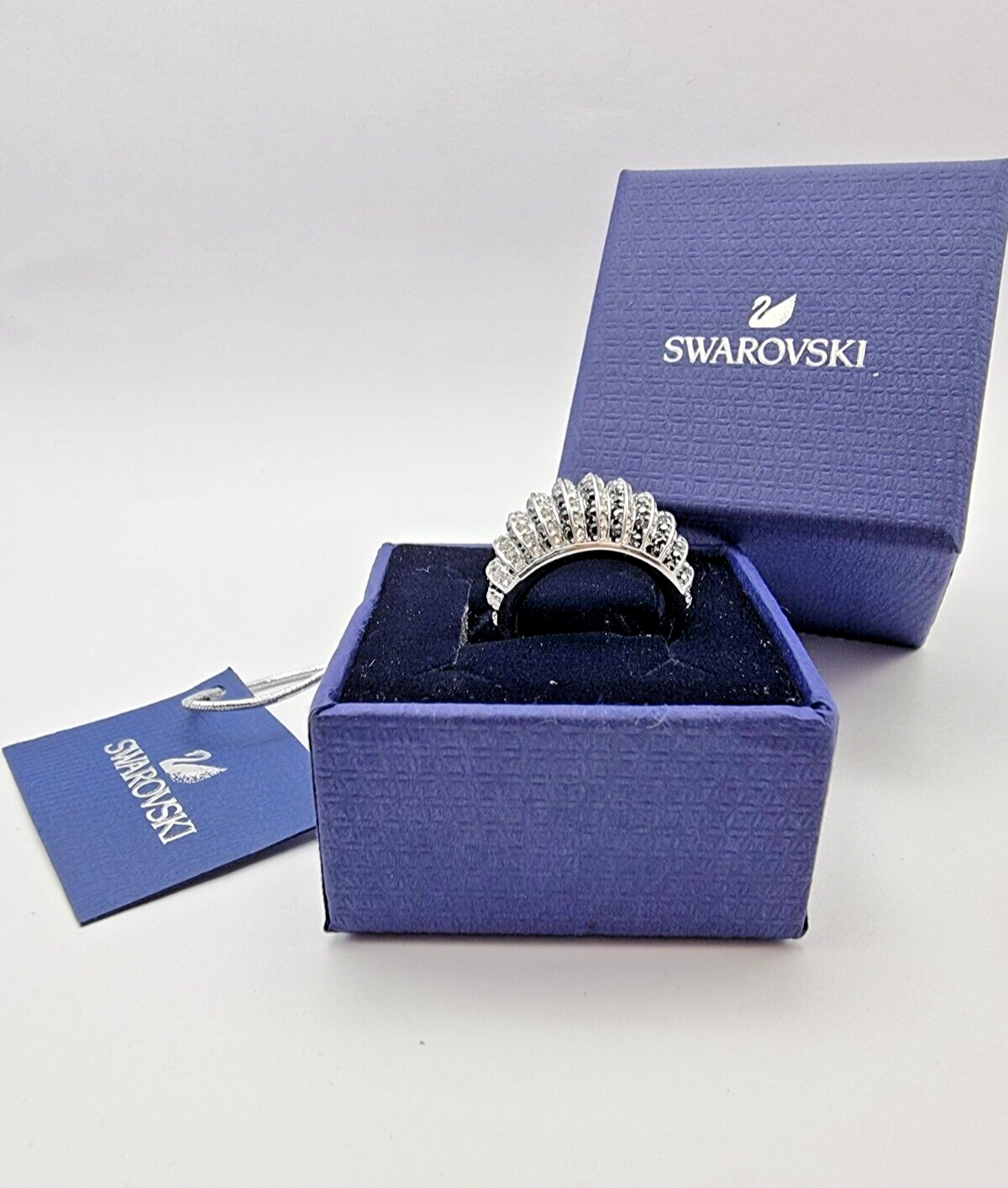 New SWAROVSKI JET CRYSTAL RING - LUXURY COLLECTION - SILVER/BLACK - GR.52