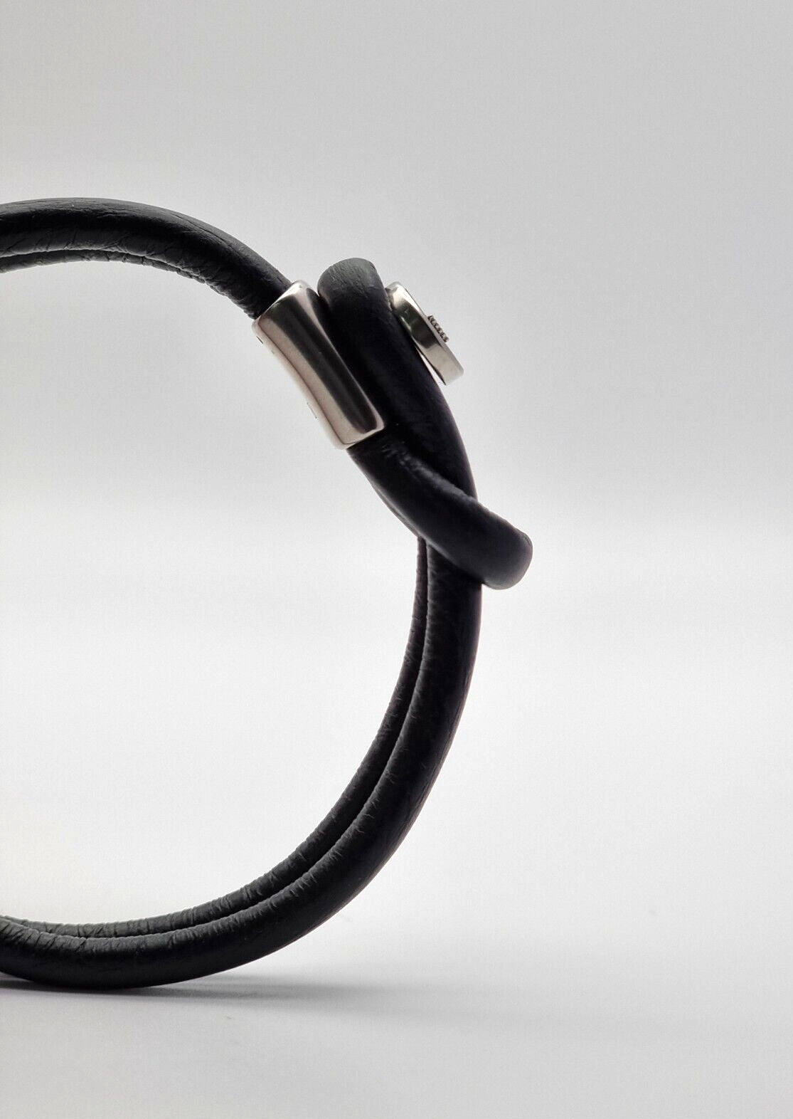 Neu EMPORIO ARMANI HERREN LEDERARMBAND EGS2212040 - SCHWARZ