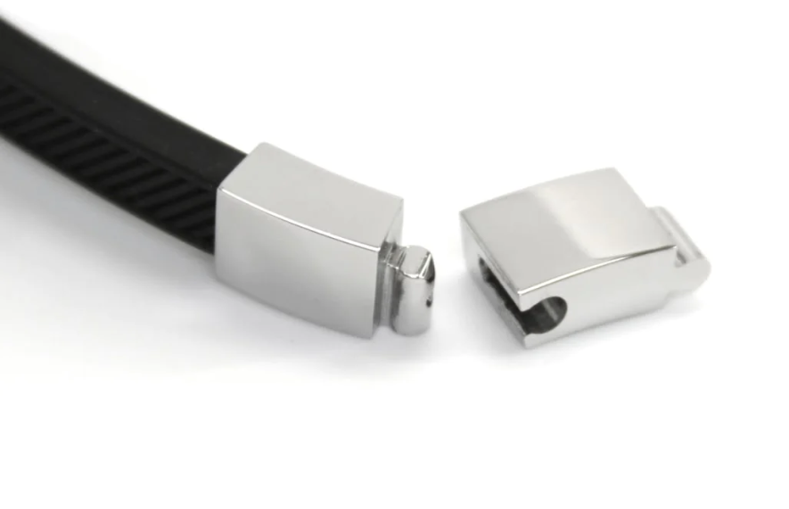 Neu EMPORIO ARMANI HERREN-OHRSTECKERARMBAND AUS EDELSTAHL - EGS1882040