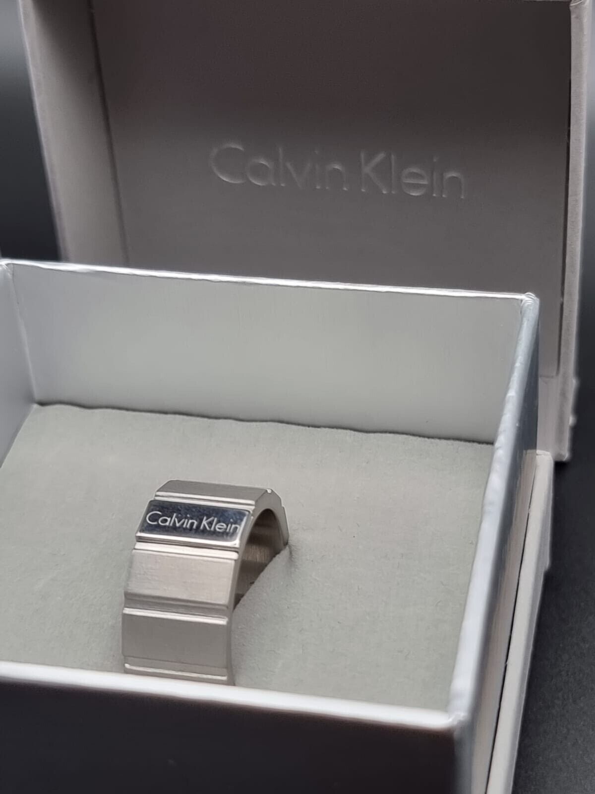 New CALVIN KLEIN PLATE KJ5SMR080110 STAINLESS STEEL MEN'S RING - SIZE 62