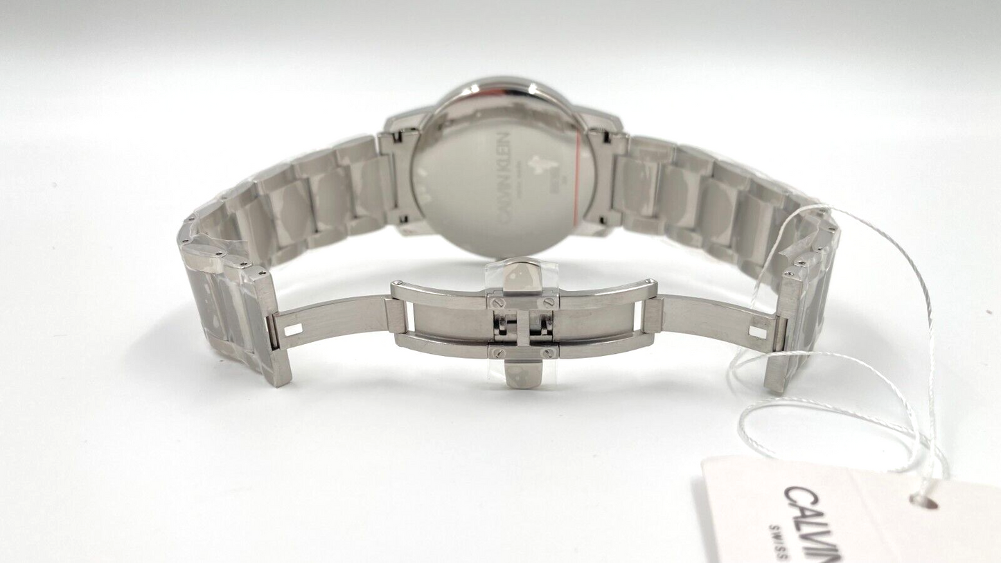 Neue, in der Schweiz hergestellte CALVIN KLEIN City-Uhr mit grauem Zifferblatt