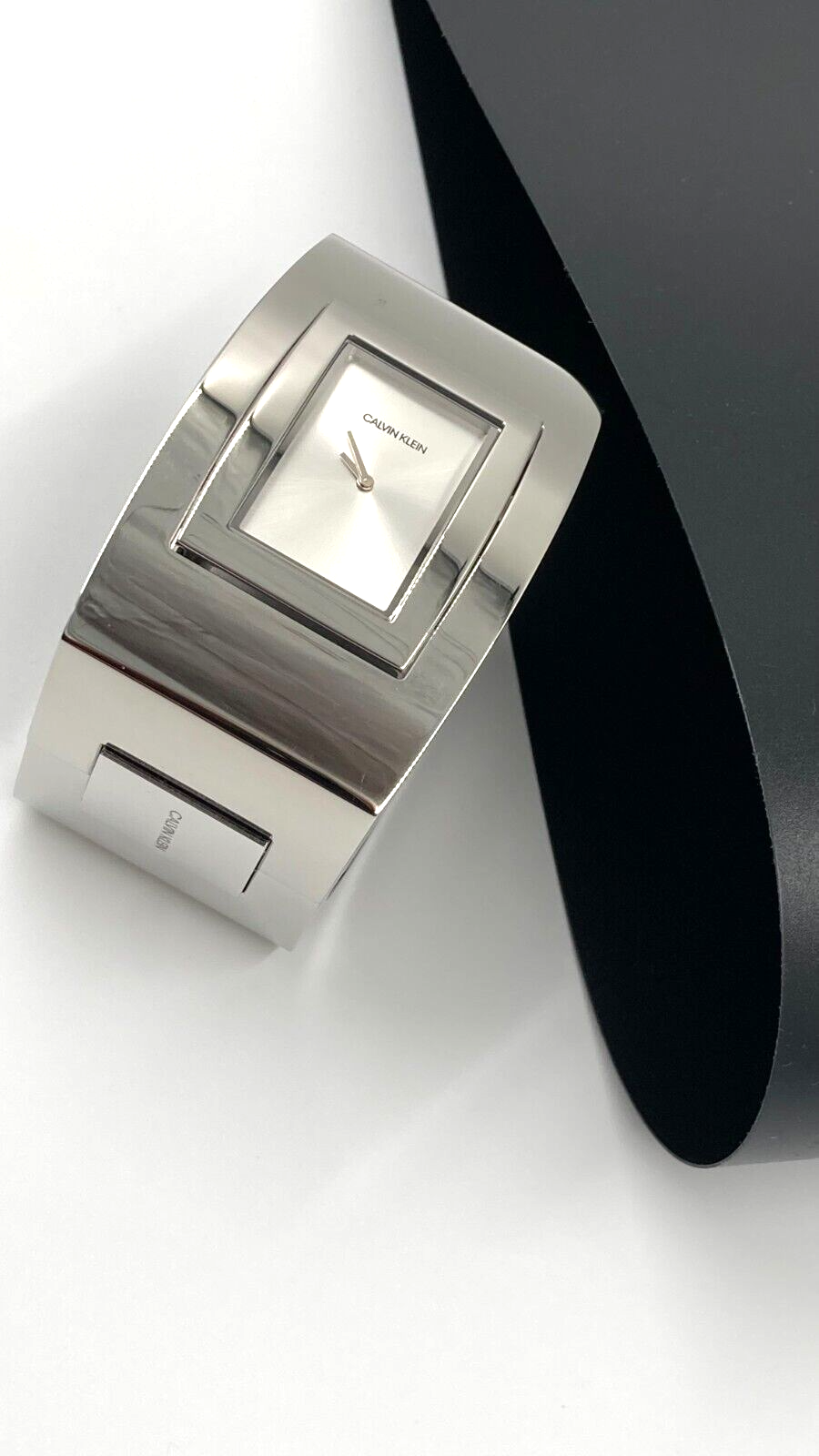 New Swiss Made CALVIN KLEIN Assertive Medium Silver Dial Ladies Quartz Watch