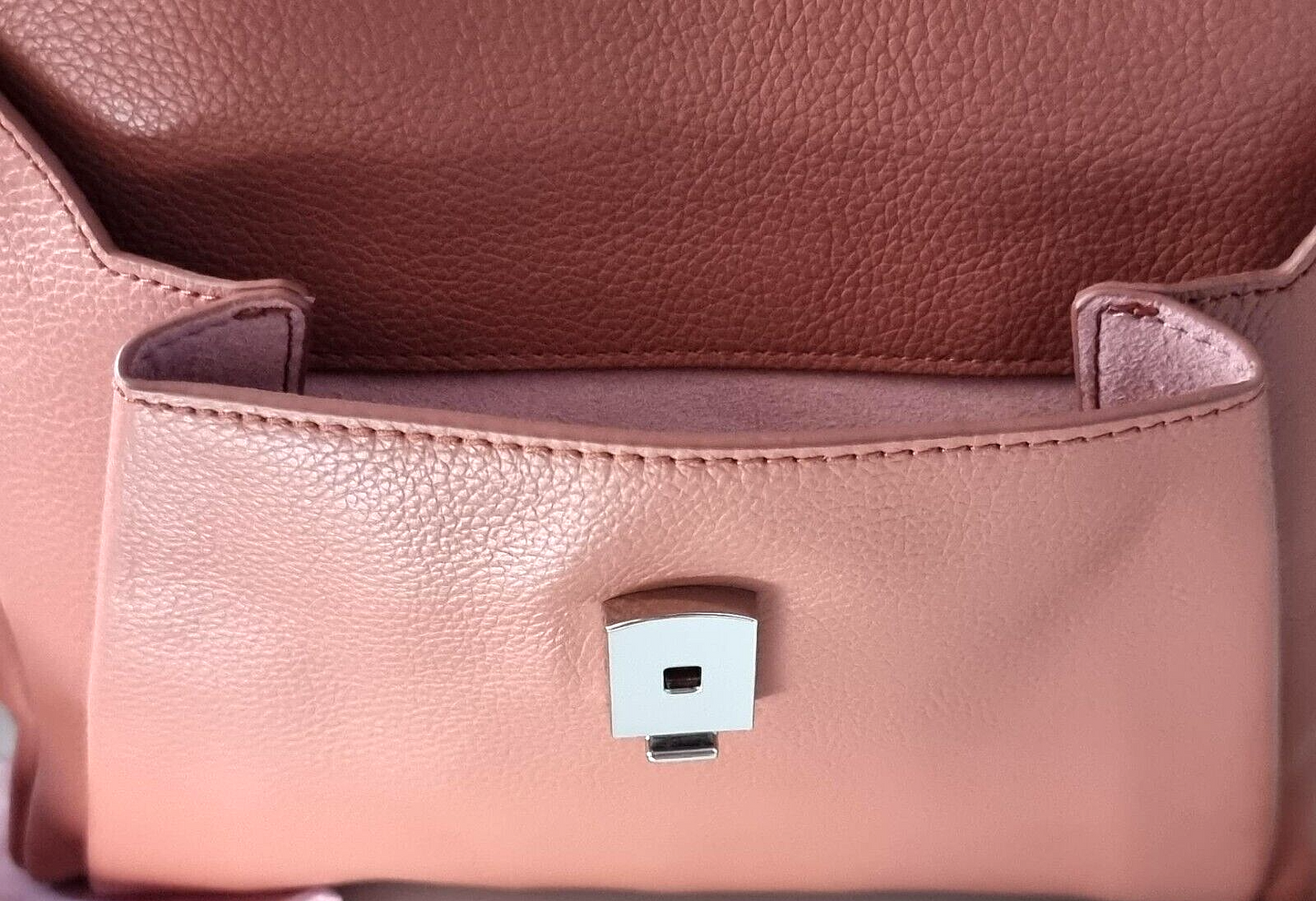 Neu COCCINELLE CONCRETE BAG M - DUSTY PINK