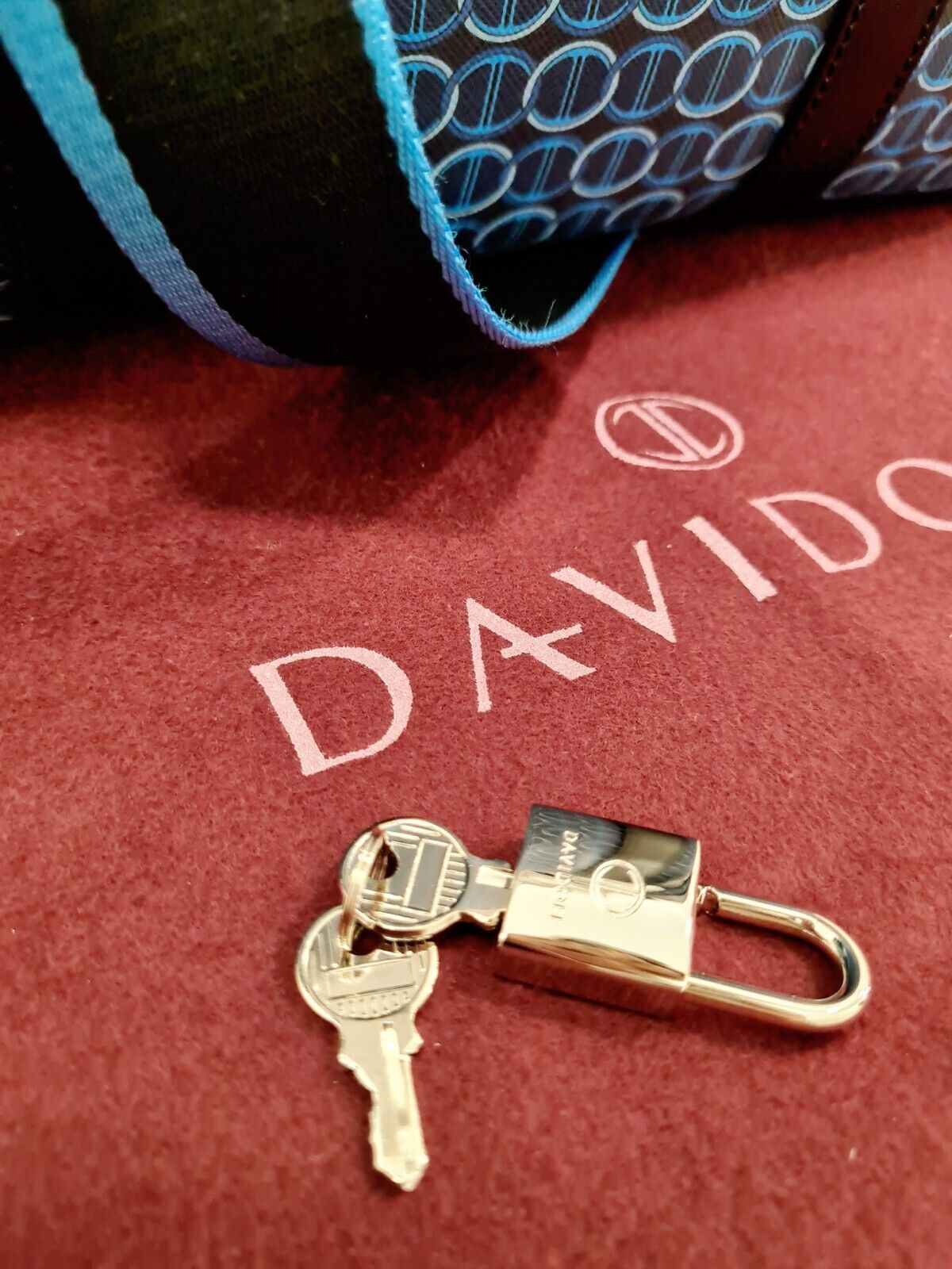 Neu DAVIDOFF LG COLORAMA SOFT SUITCASE 2 REISSVERSCHLÜSSE - BLAU