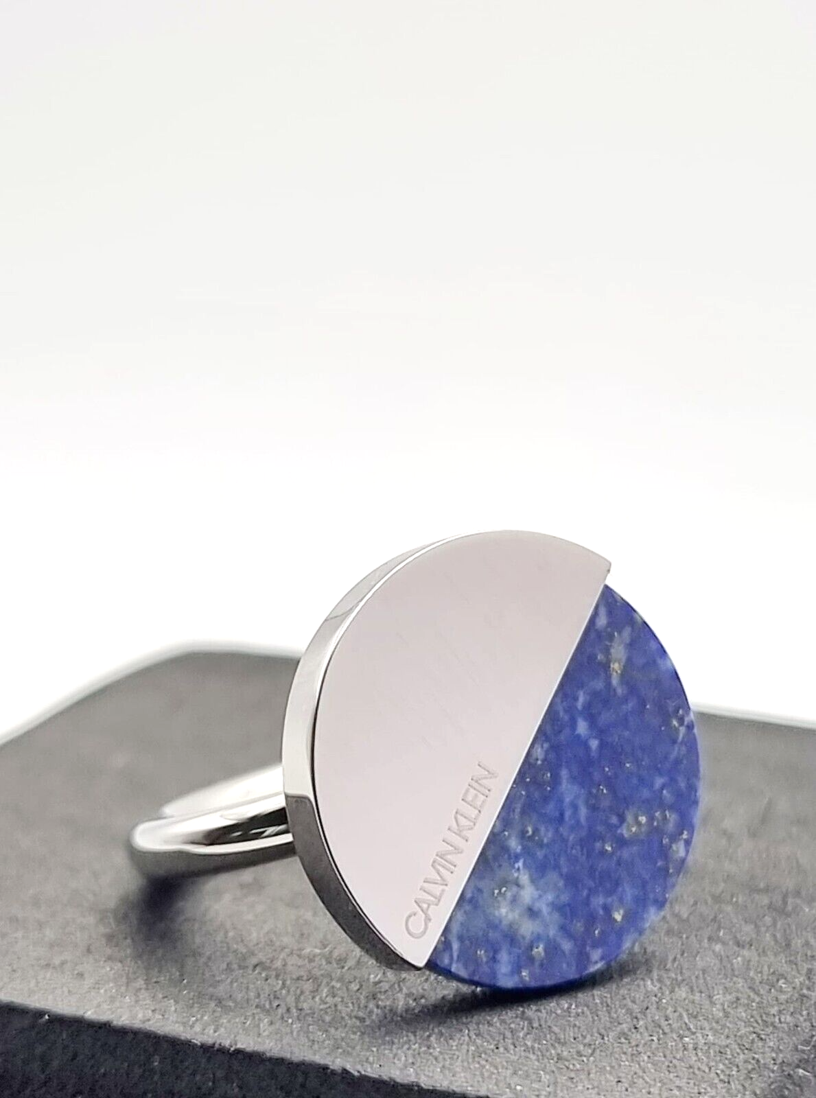 New CALVIN KLEIN SPICY KJ8RLR040208 RING - BLUE STONE - SIZE 57