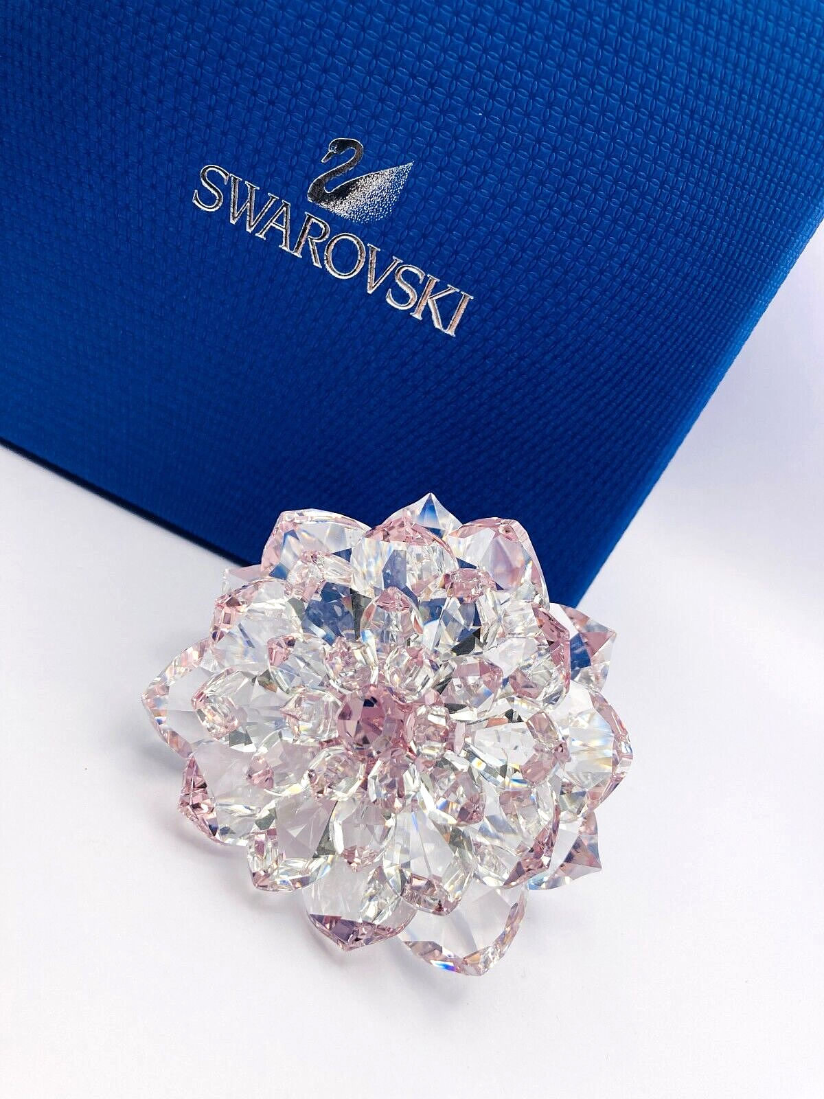 Neu SWAROVSKI DAHLIA - KRISTALL