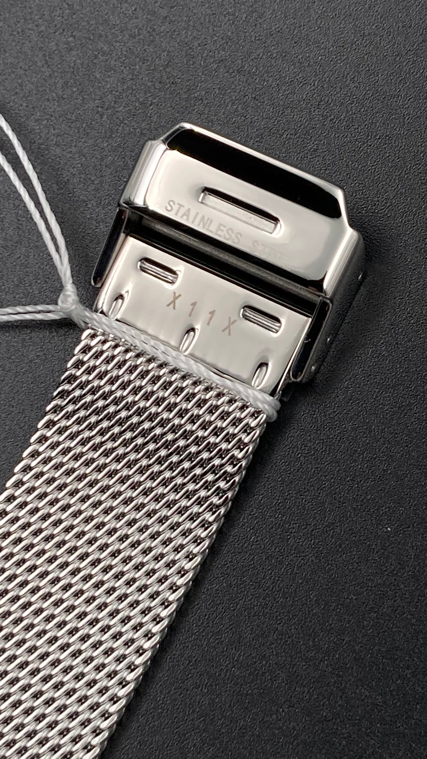 Neue, in der Schweiz hergestellte CALVIN KLEIN Minimal Quartz Herrenuhr mit silbernem Zifferblatt