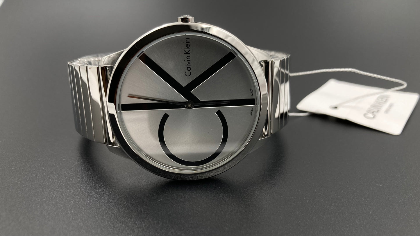 Neue, in der Schweiz hergestellte CALVIN KLEIN Herrenuhr aus Edelstahl mit silbernem Zifferblatt