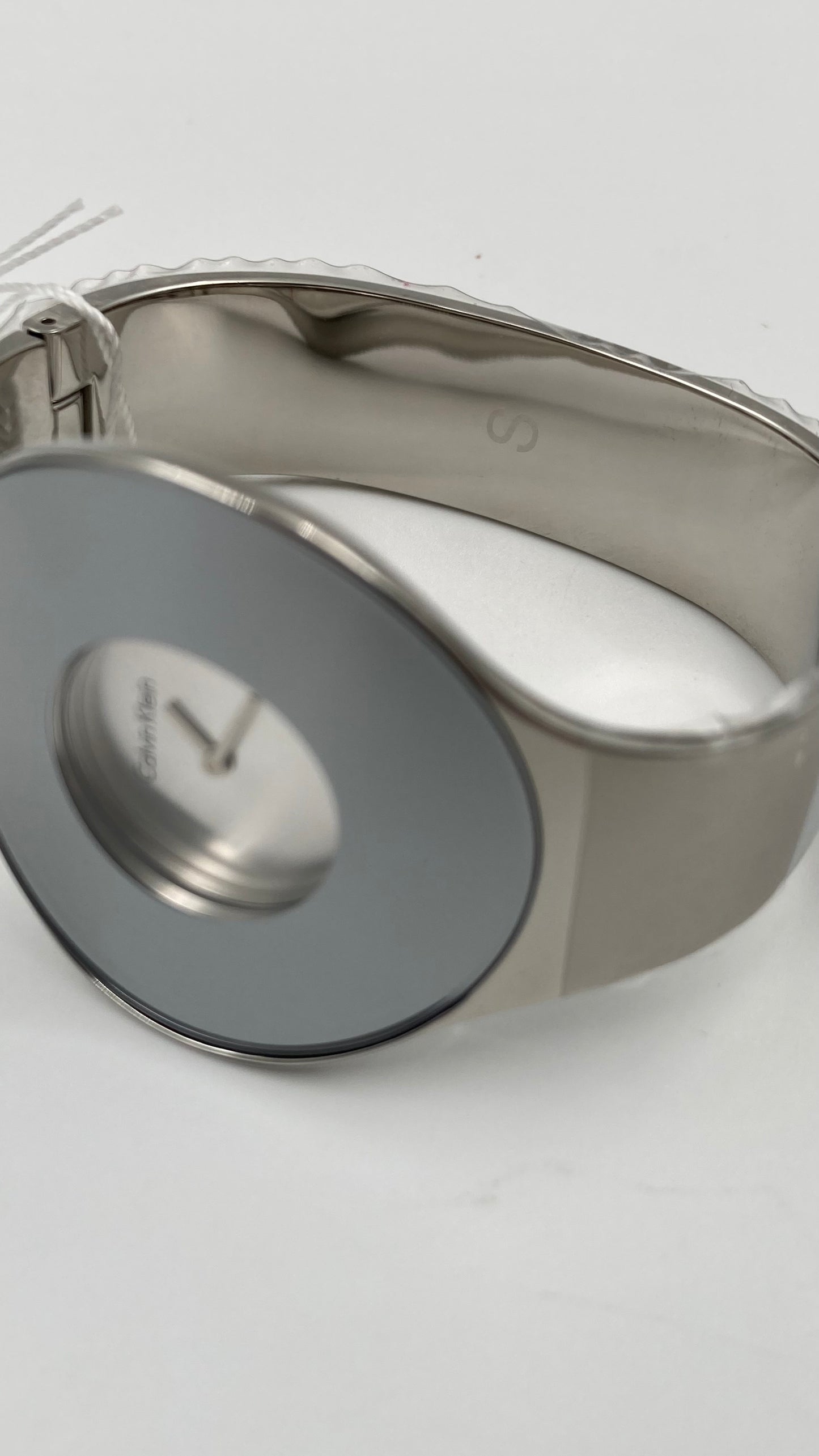 New Swiss Made CALVIN KLEIN Seamless White Dial Small Bangle Ladies Watch