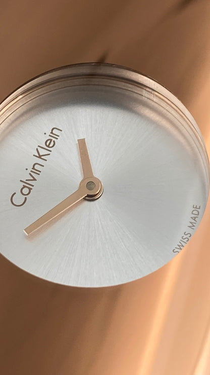 New Swiss Made CALVIN KLEIN Seamless Ladies Small Bangle Quartz Rose Gold Watch