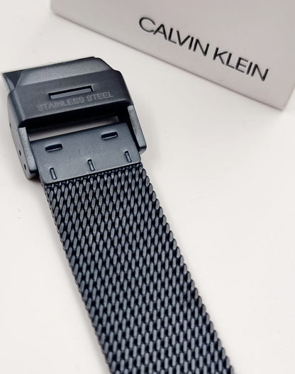 Neue, in der Schweiz hergestellte CALVIN KLEIN Minimal Quartz Damenuhr mit blauem Zifferblatt