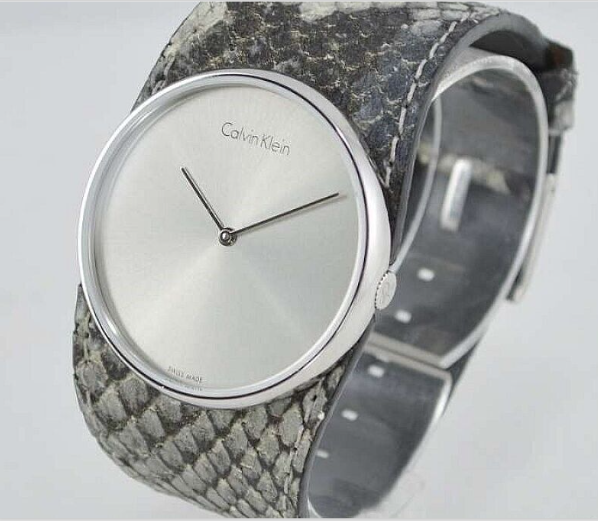 New Swiss Made CALVIN KLEIN Spellbound Grey Dial Ladies Quartz Watch