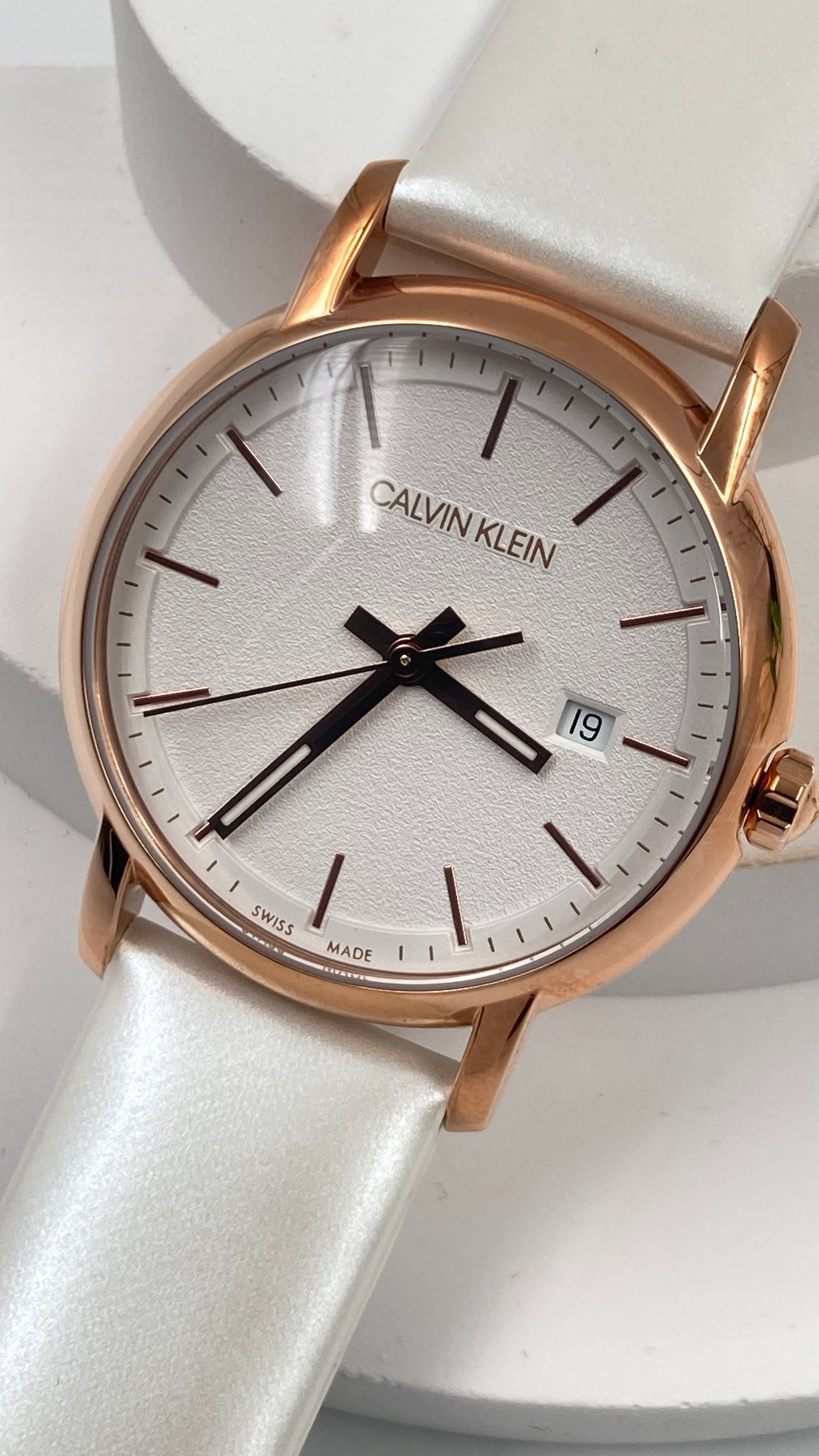 New Swiss Made CALVIN KLEIN Established Quartz Silver Dial Ladies Watch