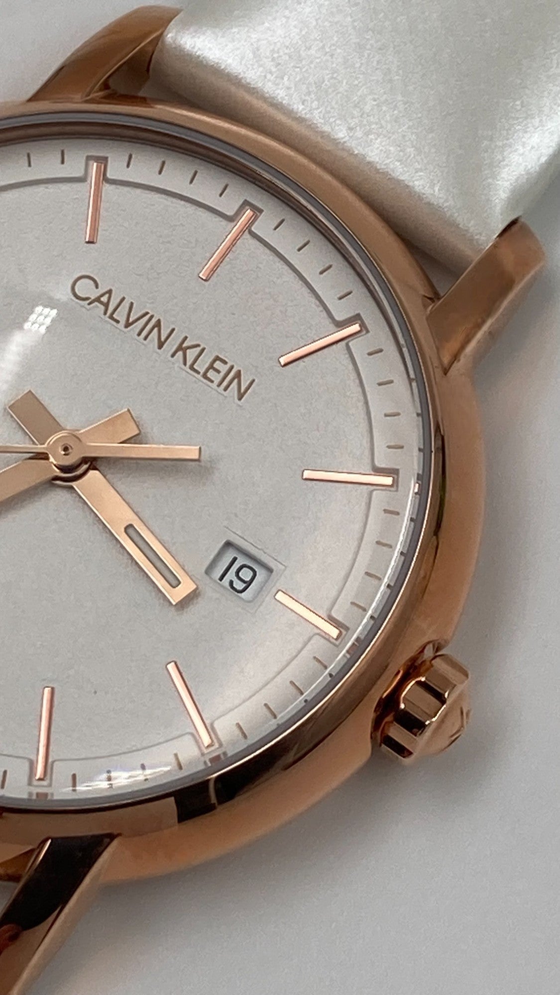 New Swiss Made CALVIN KLEIN Established Quartz Silver Dial Ladies Watch