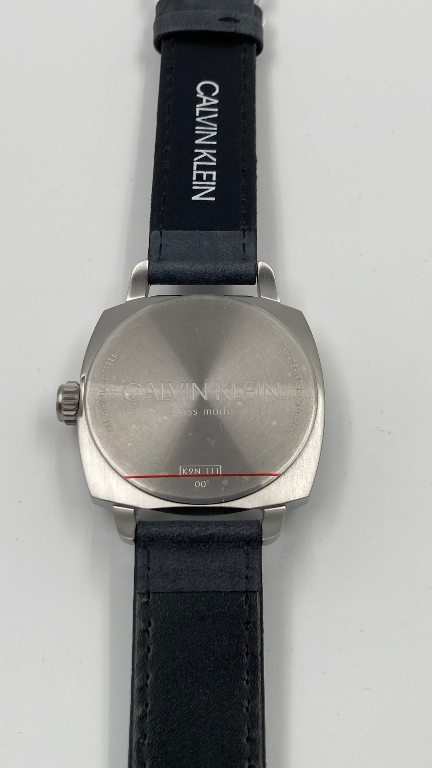 Neue, in der Schweiz hergestellte CALVIN KLEIN Fraternity Quarz-Herrenuhr mit schwarzem Zifferblatt