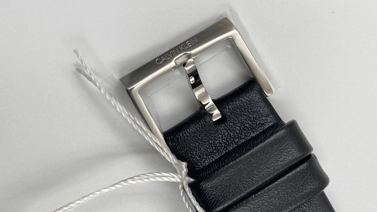 Neue, in der Schweiz hergestellte CALVIN KLEIN-Quarzuhr für Damen mit schwarzem Zifferblatt