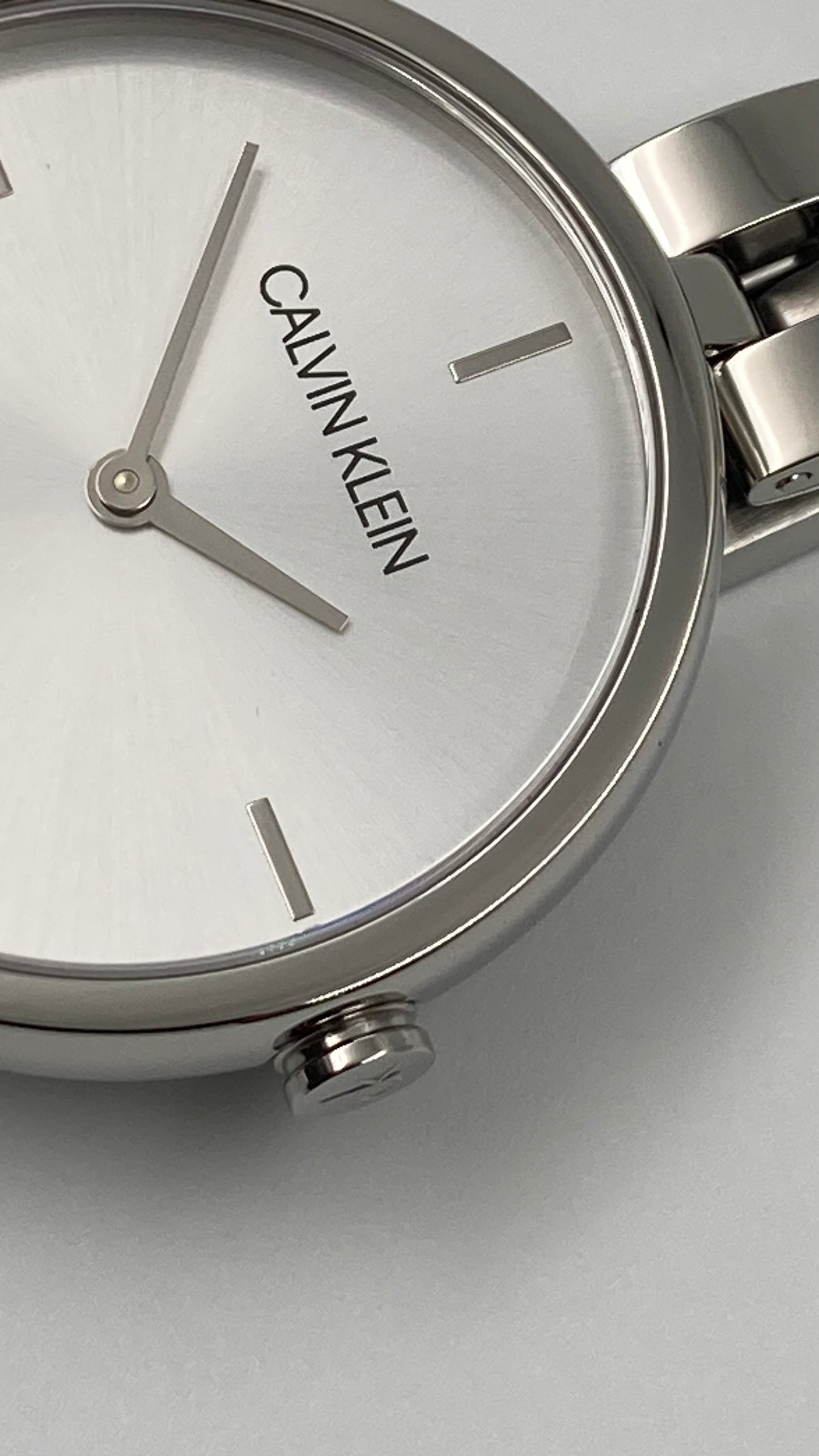 New Swiss Made CALVIN KLEIN Elegance Quartz Silver Dial Ladies Watch