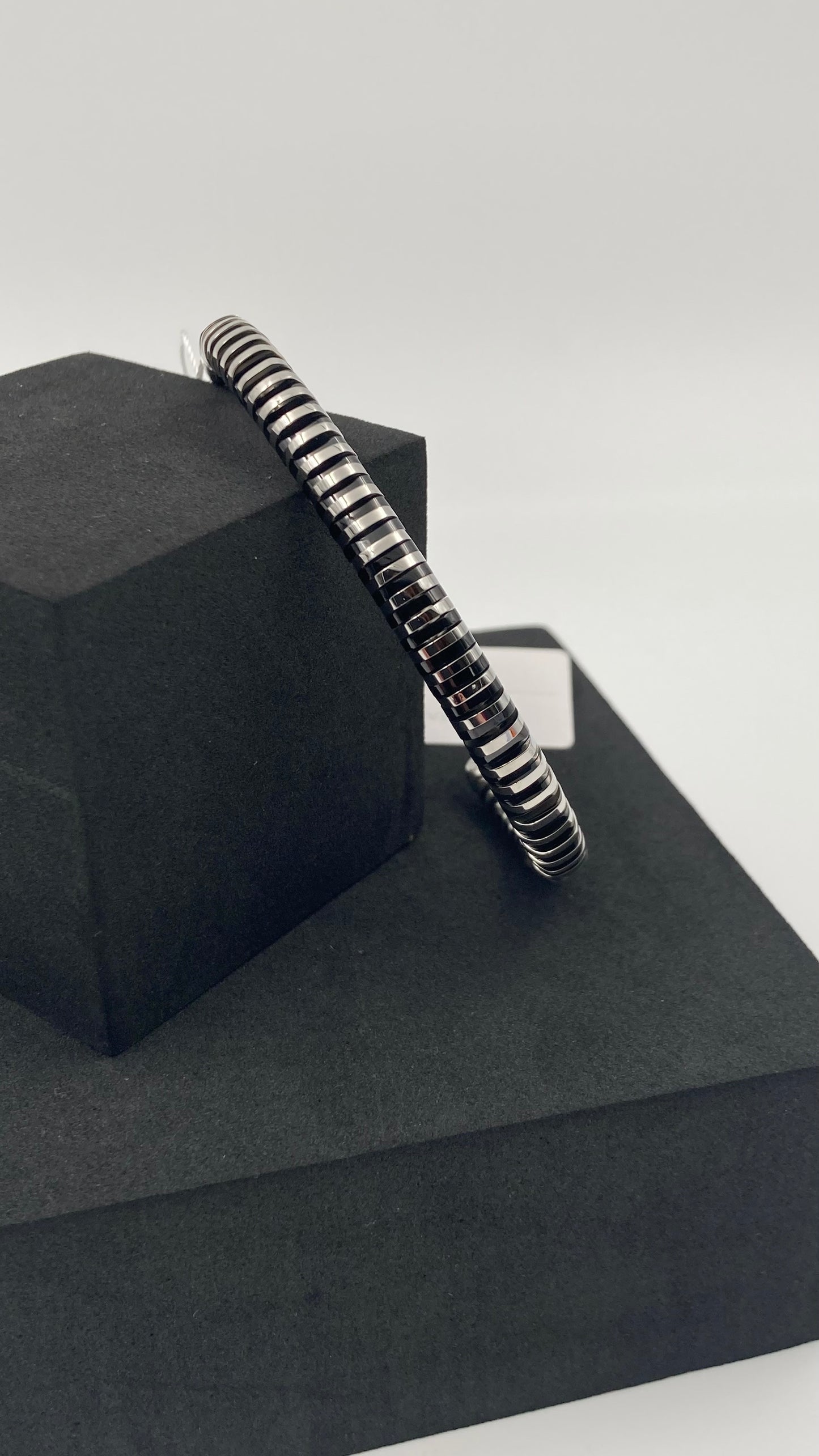 *NEW* CALVIN KLEIN SPRING KJ9FBF20010M STAINLESS STEEL BANGLE - SILVER/BLACK