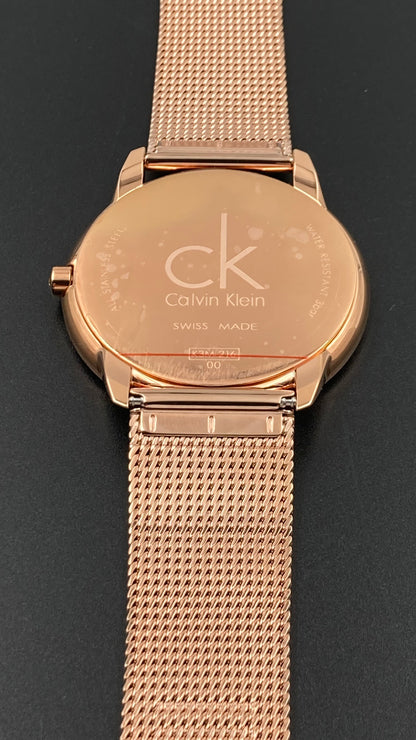 Neue, in der Schweiz hergestellte CALVIN KLEIN Minimal Quartz Herrenuhr mit schwarzem Zifferblatt