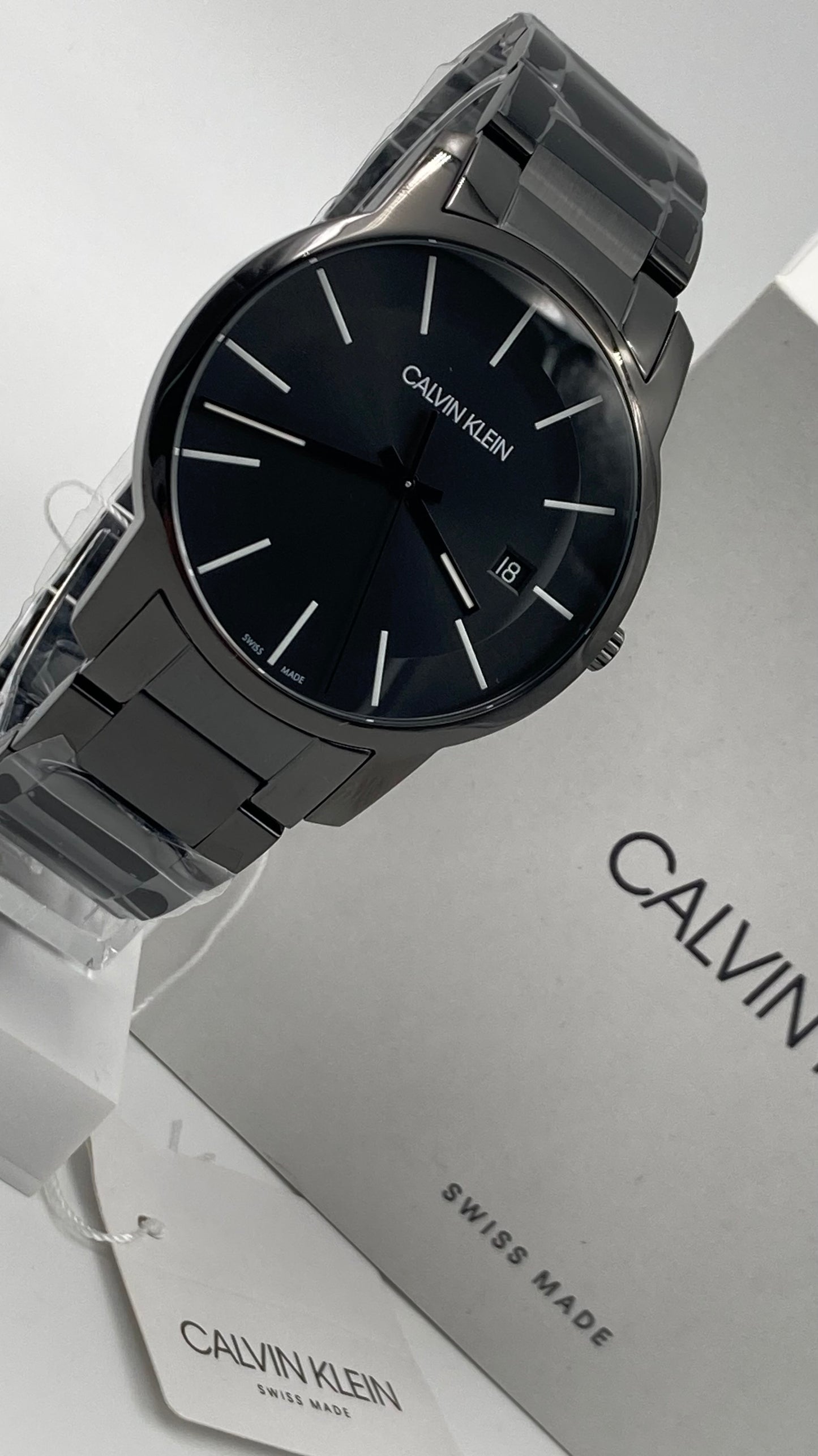 Neue, in der Schweiz hergestellte CALVIN KLEIN City Quartz Herrenuhr mit schwarzem Zifferblatt