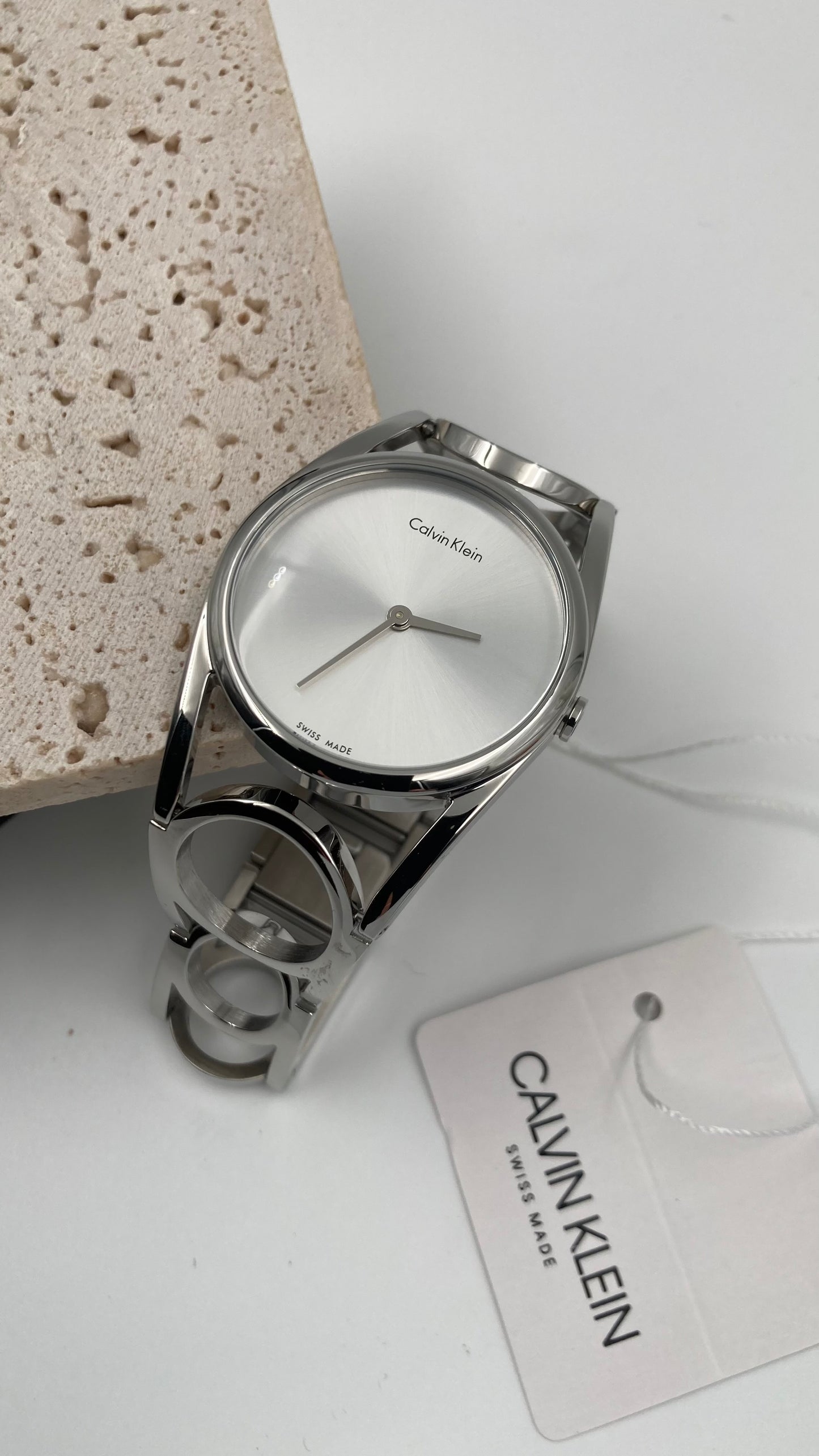New Swiss Made CALVIN KLEIN Round Silver Dial Medium Ladies Quartz Watch